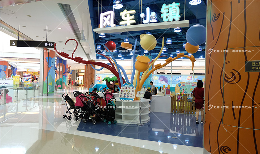 【玻璃鋼雕塑】深圳玻璃鋼雕塑廠家怎么選擇？
